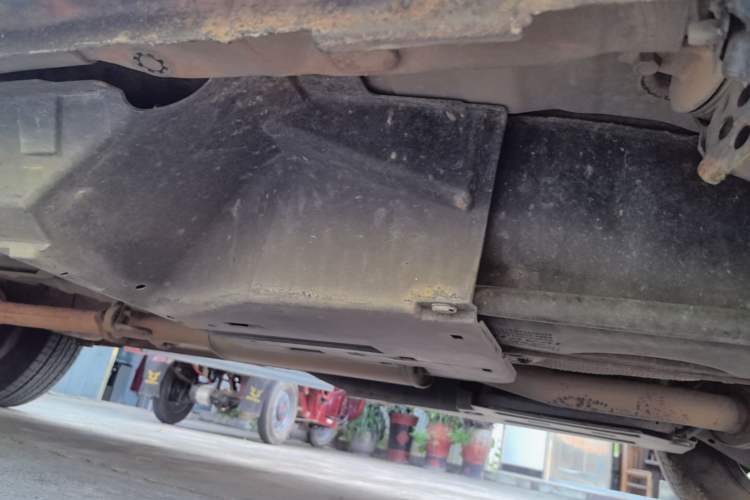 Used Haval F7 2019 1.5T Two-Wheel Drive i-Type China V Standard Left Side Sill