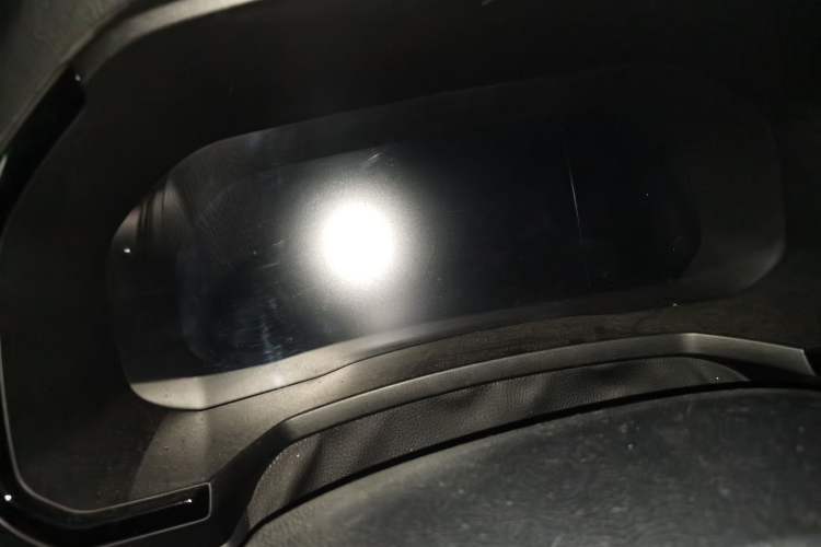 Used Haval F7 2019 1.5T Two-Wheel Drive i-Trend China V Emission Standard Odometer Close Up