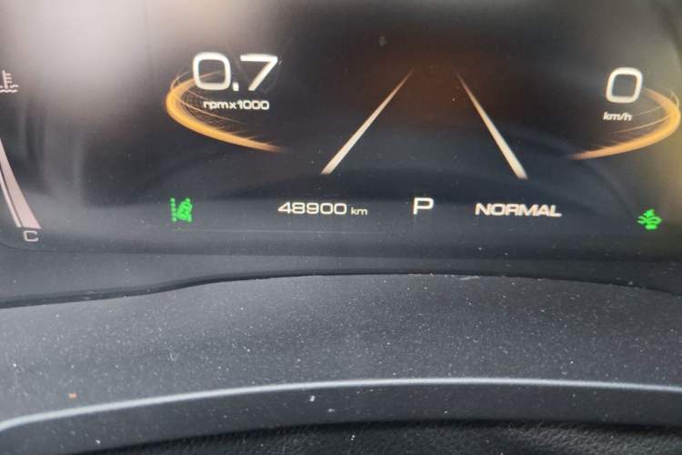 Used Haval F7 2019 1.5T Two-Wheel Drive i-Trend China V Emission Standard Odometer Close Up