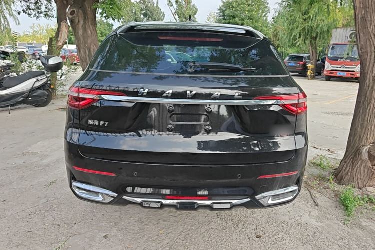 Used Haval F7 2019 2.0T Two-Wheel-Drive i-Van China VI Standard Rear