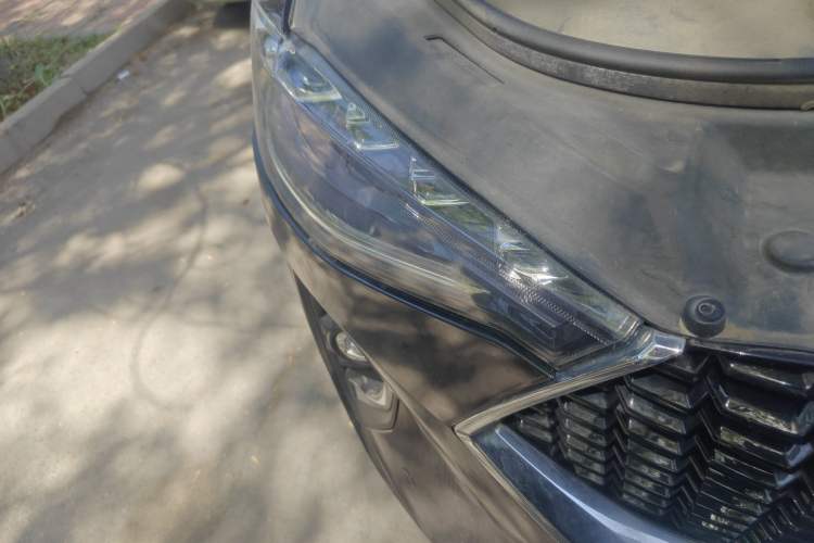 Used Haval F7 2019 1.5T Two-Wheel Drive i-Trend China V Emission Standard Right Front Headlight