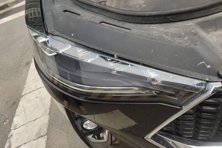 Used Haval F7 2019 1.5T Two-Wheel Drive i-Trend China V Emission Standard Right Front Headlight