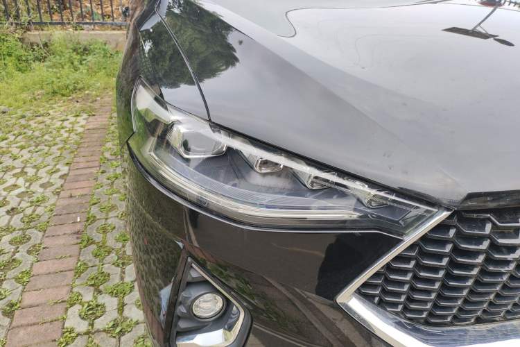 Used Haval F7 2019 1.5T Two-Wheel Drive i-Trend China V Emission Standard Right Front Headlight