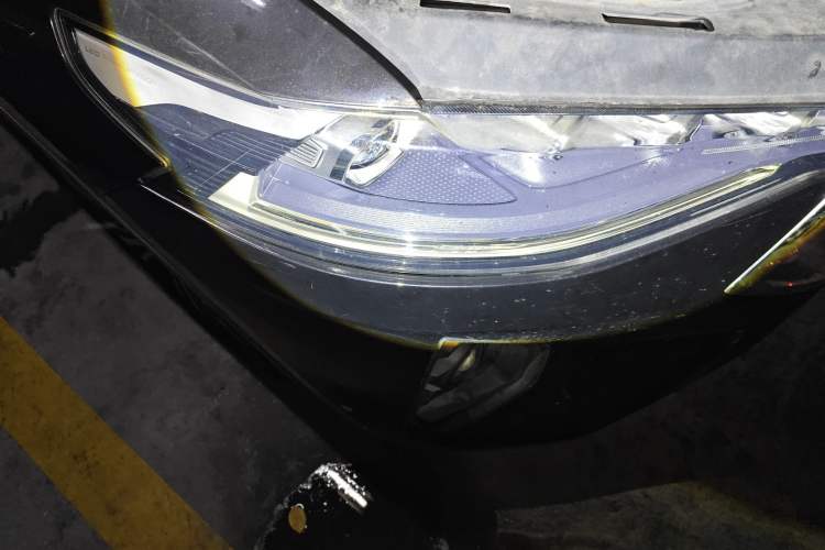 Used Haval F7 2019 2.0T Four-Wheel Drive iJoy China V Standard Right Front Headlight