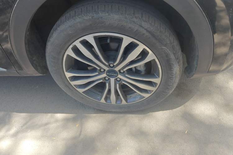 Used Haval F7 2019 1.5T Two-Wheel Drive i-Trend China V Emission Standard Right Front Wheel Hub