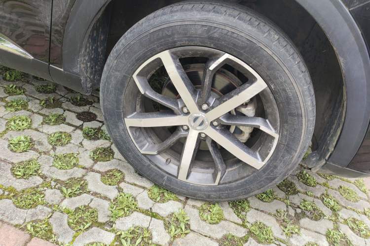 Used Haval F7 2019 1.5T Two-Wheel Drive i-Trend China V Emission Standard Right Front Wheel Hub