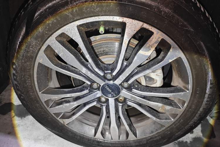 Used Haval F7 2019 2.0T Four-Wheel Drive iJoy China V Standard Right Front Wheel Hub