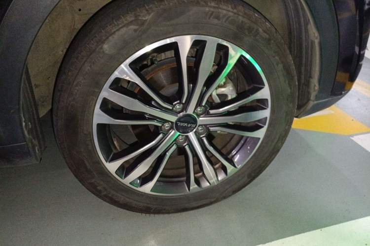 Used Haval F7 2019 2.0T Four-Wheel Drive iJoy China V Standard Right Front Wheel Hub