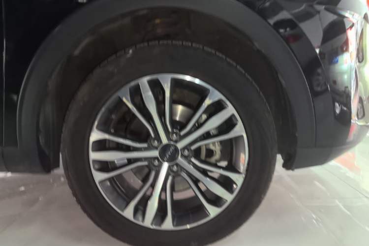 Used Haval F7 2019 2.0T Four-Wheel Drive iJoy China V Standard Right Rear Wheel Hub