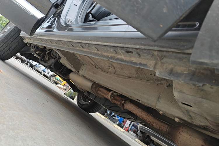 Used Haval F7 2019 1.5T Two-Wheel Drive i-Type China V Standard Right Side Sill