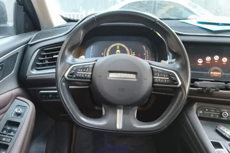 Used Haval F7 2019 2.0T Two-Wheel Drive i-Van China V standard Steering Wheel