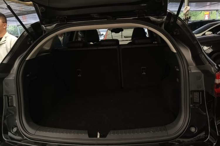 Used Haval F7 2019 1.5T Two-Wheel-Drive i-Type China VI Standard Trunk