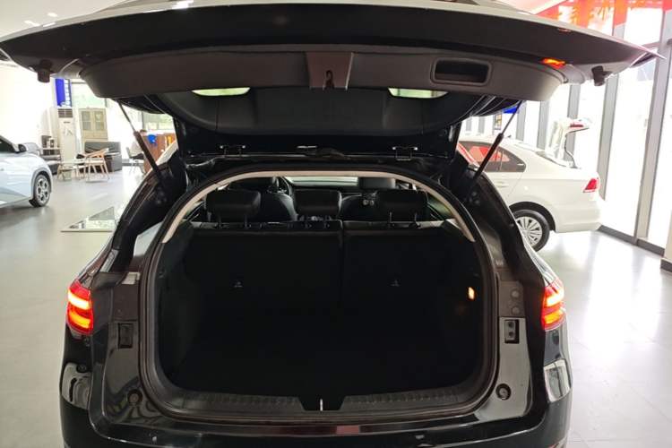 Used Haval F7 2019 1.5T Two-Wheel Drive i-Trend China VI Standard Trunk