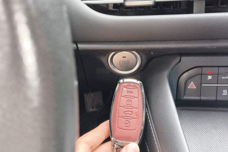 Used Haval F7 2019 1.5T Two-Wheel Drive i-Type China V Standard Vehicle Key