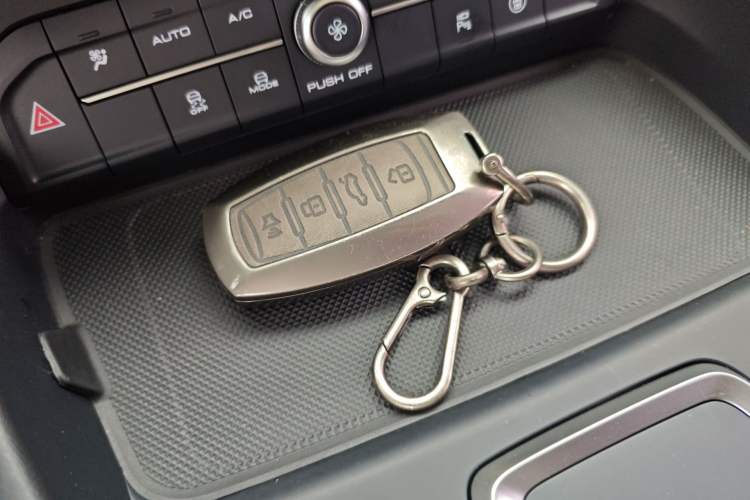 Used Haval F7 2019 1.5T Two-Wheel Drive i-Trend China V Emission Standard Vehicle Key