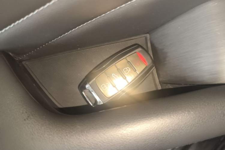 Used Haval F7 2019 1.5T Two-Wheel Drive iCool China VI Standard Vehicle Key