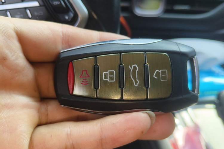 Used Haval F7 2019 2.0T Two-Wheel-Drive i-Van China VI Standard Vehicle Key