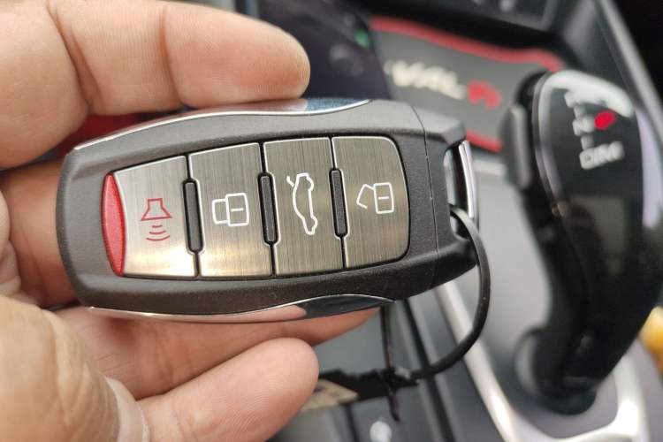 Used Haval F7 2019 1.5T Two-Wheel Drive i-Trend China V Emission Standard Vehicle Key