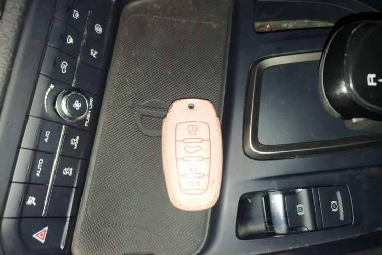 Used Haval F7 2019 1.5T Two-Wheel Drive i-Trend China V Emission Standard Vehicle Key