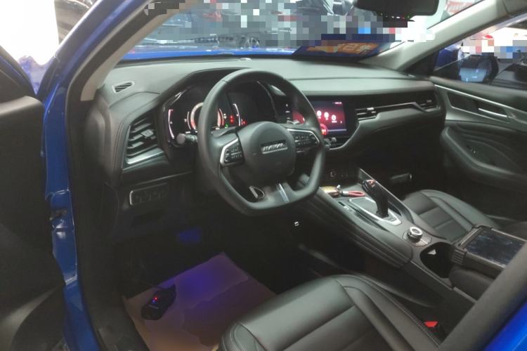 Used Haval F7 2019 1.5T Two-Wheel Drive i-Trend China VI Standard Center Console