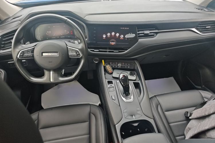 Used Haval F7 2019 1.5T Two-Wheel Drive i-Trend China V Emission Standard Center Console