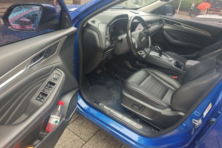 Used Haval F7 2019 1.5T Two-Wheel Drive i-Trend China V Emission Standard Driver Seat