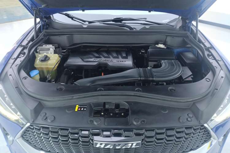 Used Haval F7 2019 1.5T Two-Wheel Drive i-Trend China V Emission Standard Engine Bay