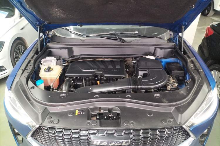 Used Haval F7 2019 1.5T Two-Wheel Drive i-Trend China V Emission Standard Engine Bay