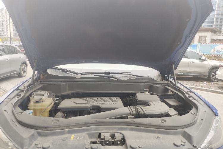 Used Haval F7 2019 1.5T Two-Wheel Drive i-Type China V Standard Engine Bay