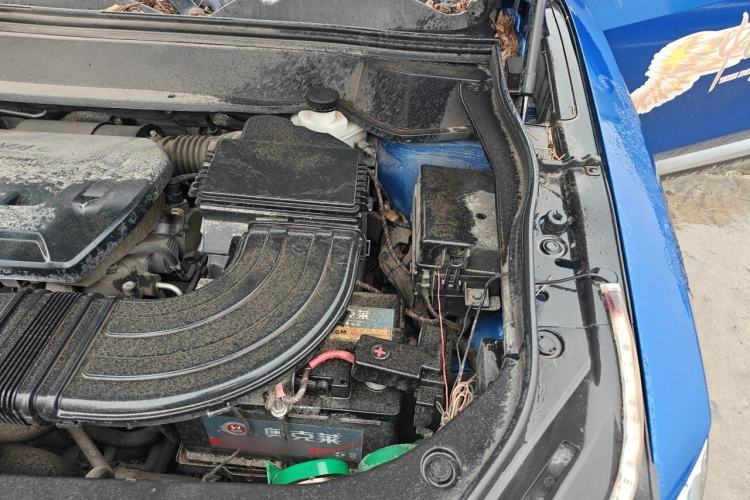 Used Haval F7 2019 2.0T Two-Wheel Drive i-Van China V standard Engine Bay Left