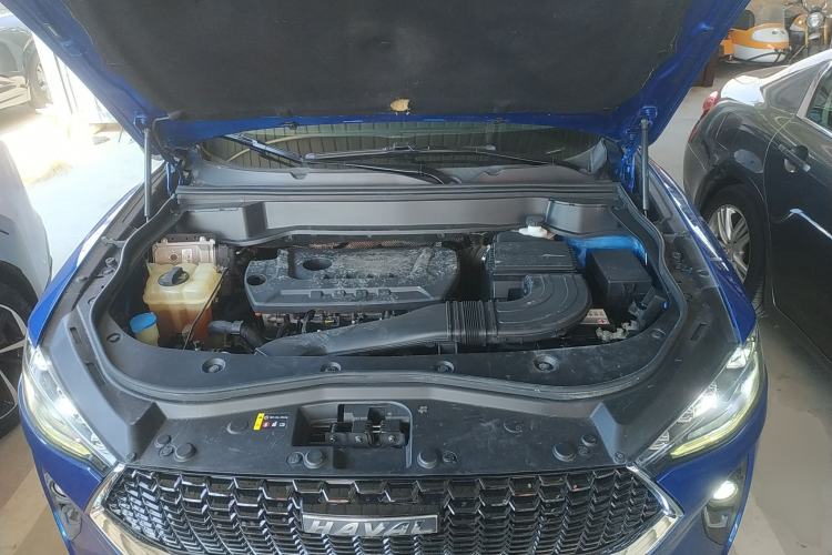 Used Haval F7 2019 2.0T Four-Wheel Drive iJoy China V Standard Engine Bay