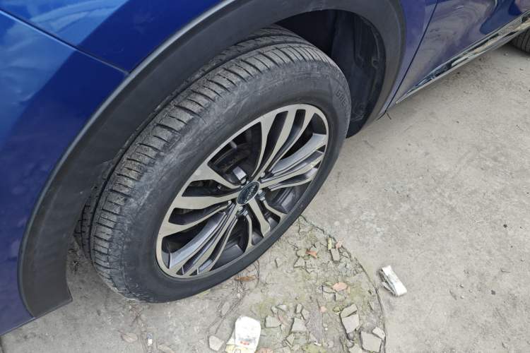 Used Haval F7 2019 2.0T Two-Wheel-Drive i-Van China VI Standard Exterior 4