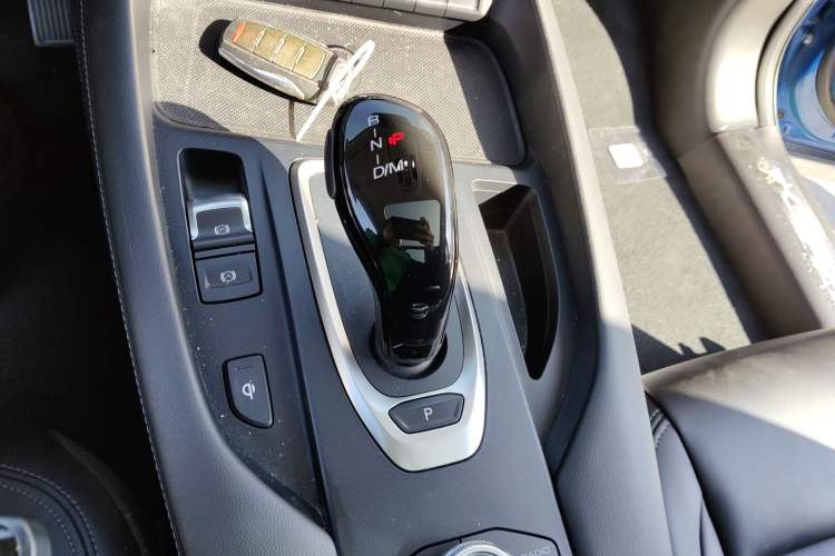 Used Haval F7 2019 2.0T Two-Wheel-Drive i-Van China VI Standard Gear Lever