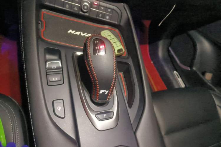 Used Haval F7 2019 1.5T Two-Wheel Drive i-Trend China VI Standard Gear Lever