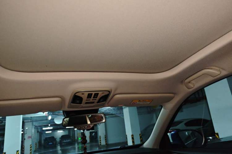Used Haval F7 2019 1.5T Two-Wheel Drive i-Type China V Standard Headliner