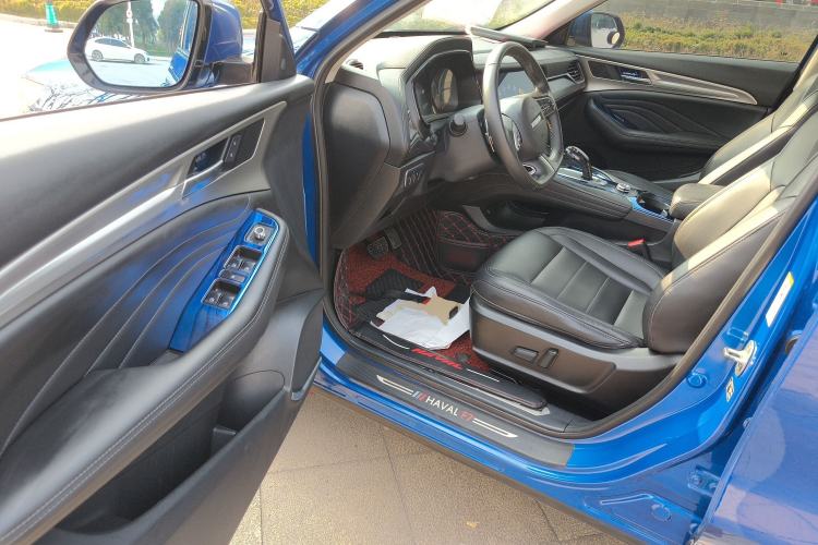 Used Haval F7 2019 1.5T Two-Wheel Drive i-Trend China VI Standard Interior 3