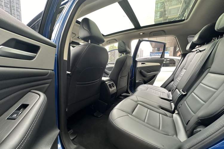 Used Haval F7 2019 1.5T Two-Wheel Drive i-Trend China VI Standard Interior 3