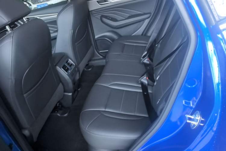 Used Haval F7 2019 1.5T Two-Wheel Drive i-Type China V Standard Left Rear Seat
