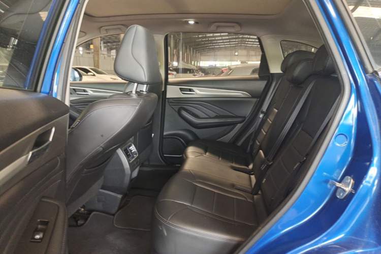 Used Haval F7 2019 2.0T Two-Wheel-Drive i-Van China VI Standard Left Rear Seat