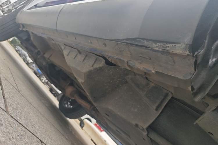 Used Haval F7 2019 1.5T Two-Wheel Drive i-Trend China V Emission Standard Left Side Sill