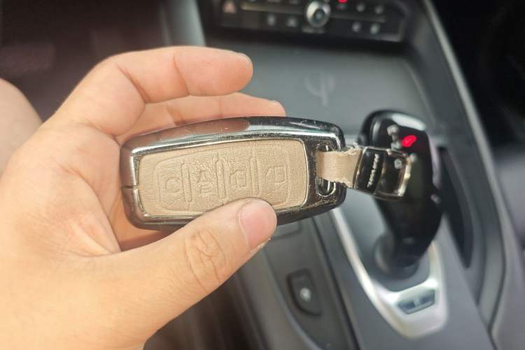 Used Haval F7 2019 1.5T Two-Wheel Drive i-Trend China V Emission Standard Vehicle Key