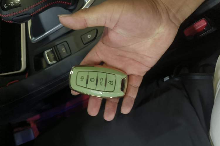 Used Haval F7 2019 1.5T Two-Wheel Drive i-Trend China VI Standard Vehicle Key