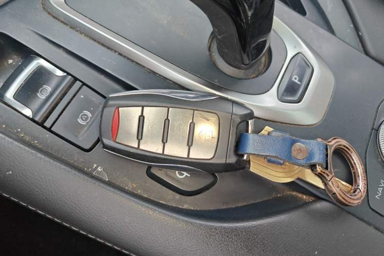 Used Haval F7 2019 2.0T Two-Wheel Drive i-Van China V standard Vehicle Key