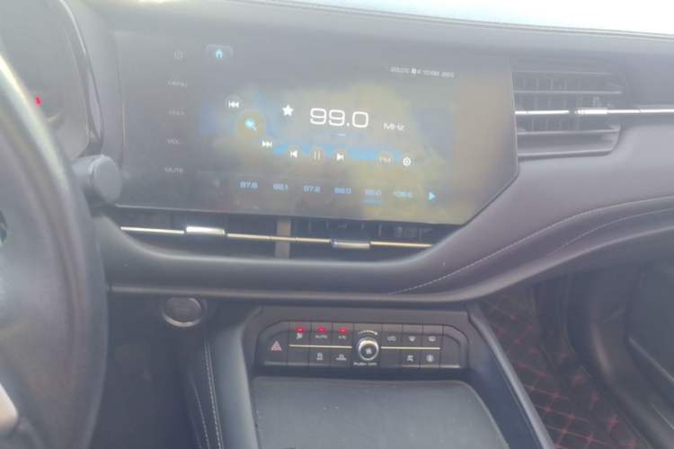 Used Haval F7 2019 1.5T Two-Wheel Drive i-Trend China VI Standard Audio And AC Panel