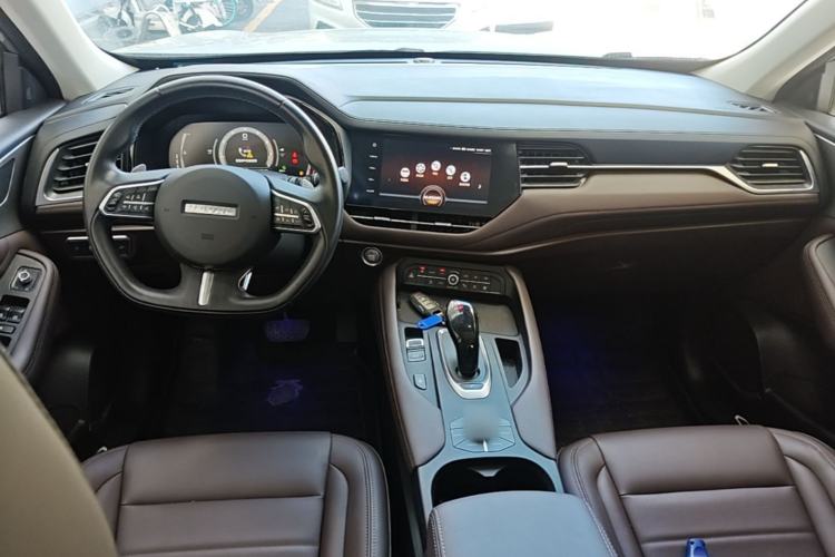 Used Haval F7 2019 2.0T Four-Wheel Drive iJoy China V Standard Center Console