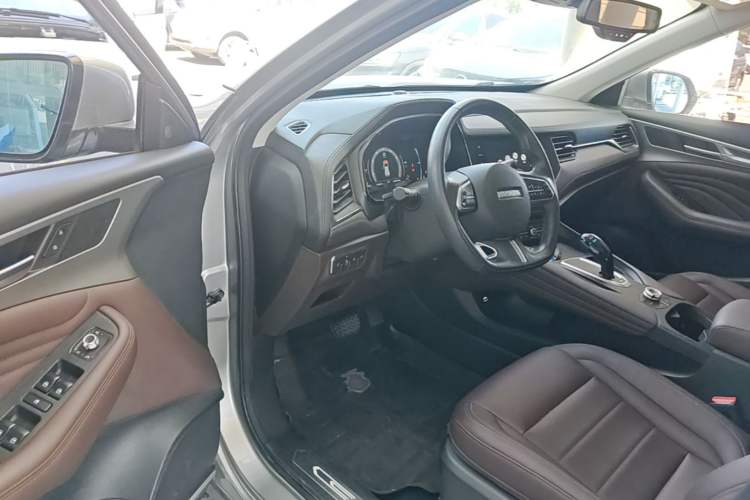 Used Haval F7 2019 2.0T Four-Wheel Drive iJoy China V Standard Driver Seat