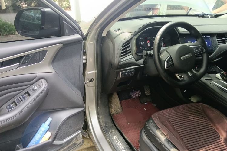 Used Haval F7 2019 2.0T Four-Wheel Drive iJoy China VI Standard Driver Seat
