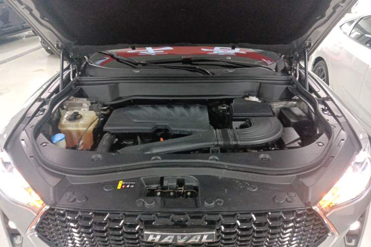 Used Haval F7 2019 1.5T Two-Wheel Drive i-Trend China V Emission Standard Engine Bay