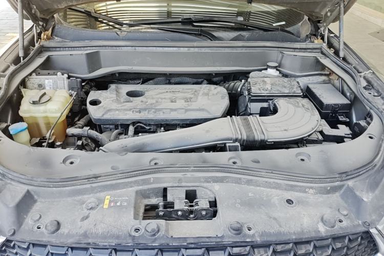Used Haval F7 2019 2.0T Four-Wheel Drive iJoy China V Standard Engine Bay