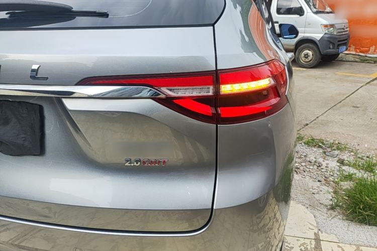 Used Haval F7 2019 2.0T Four-Wheel Drive iJoy China V Standard Exterior 3